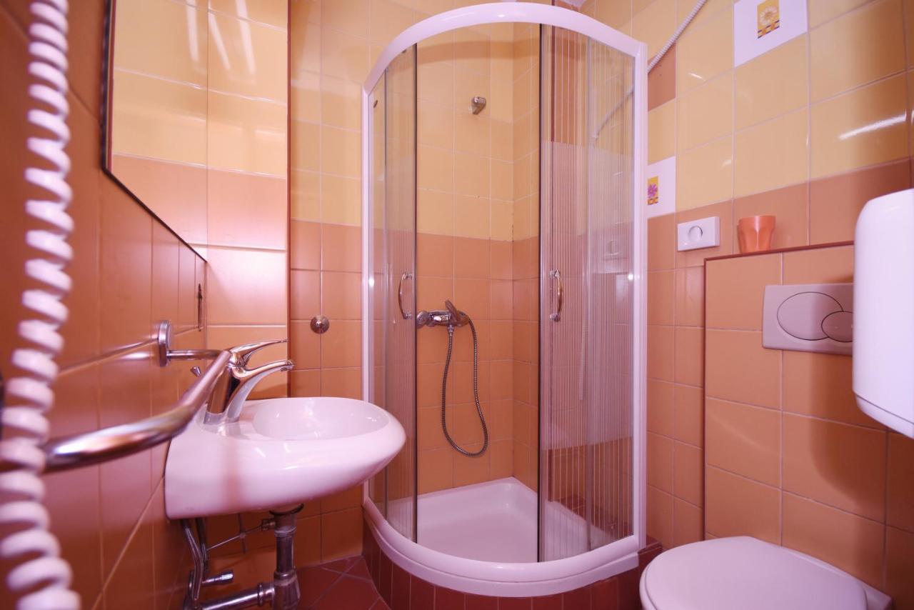 So Rooms City Centre Budva Eksteriør billede